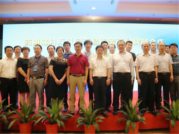 ȫѶ600cc��ײ�(�й�)���޹�˾����