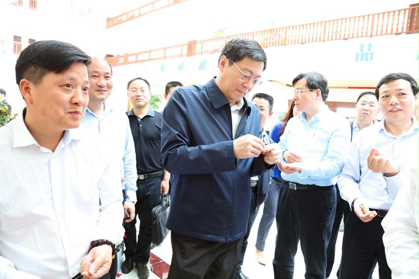 ȫѶ600cc��ײ�(�й�)���޹�˾����