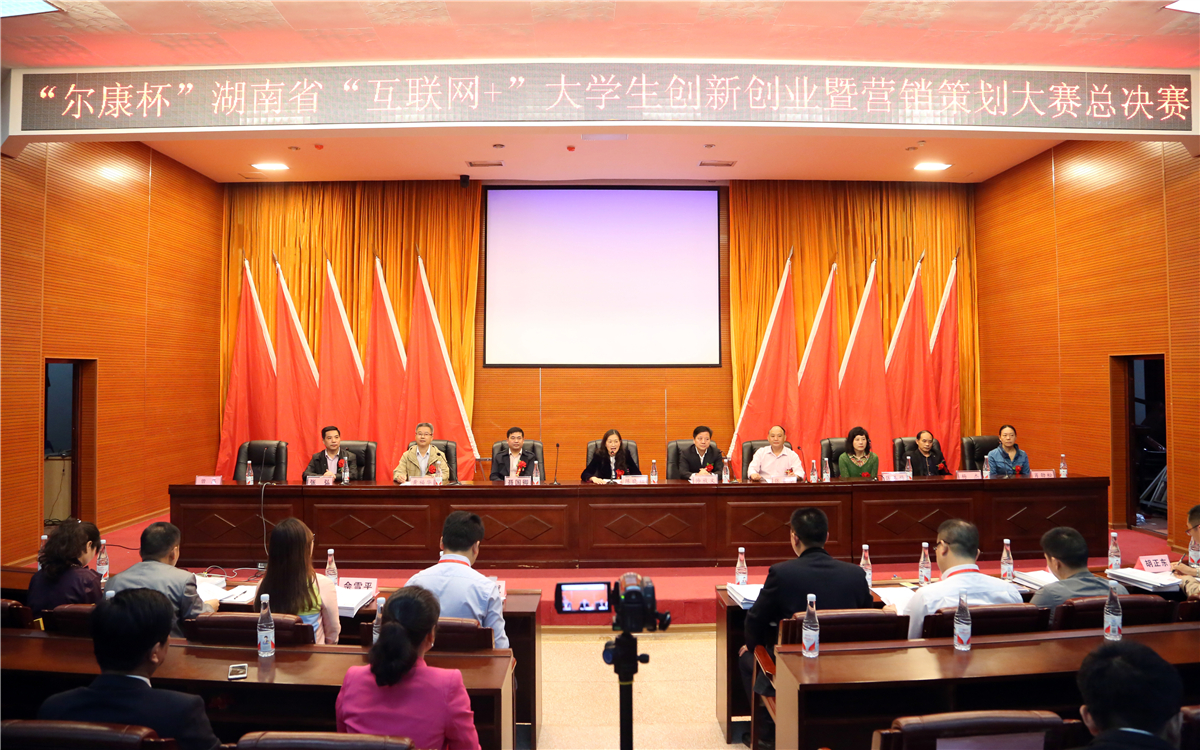 ȫѶ600cc��ײ�(�й�)���޹�˾����