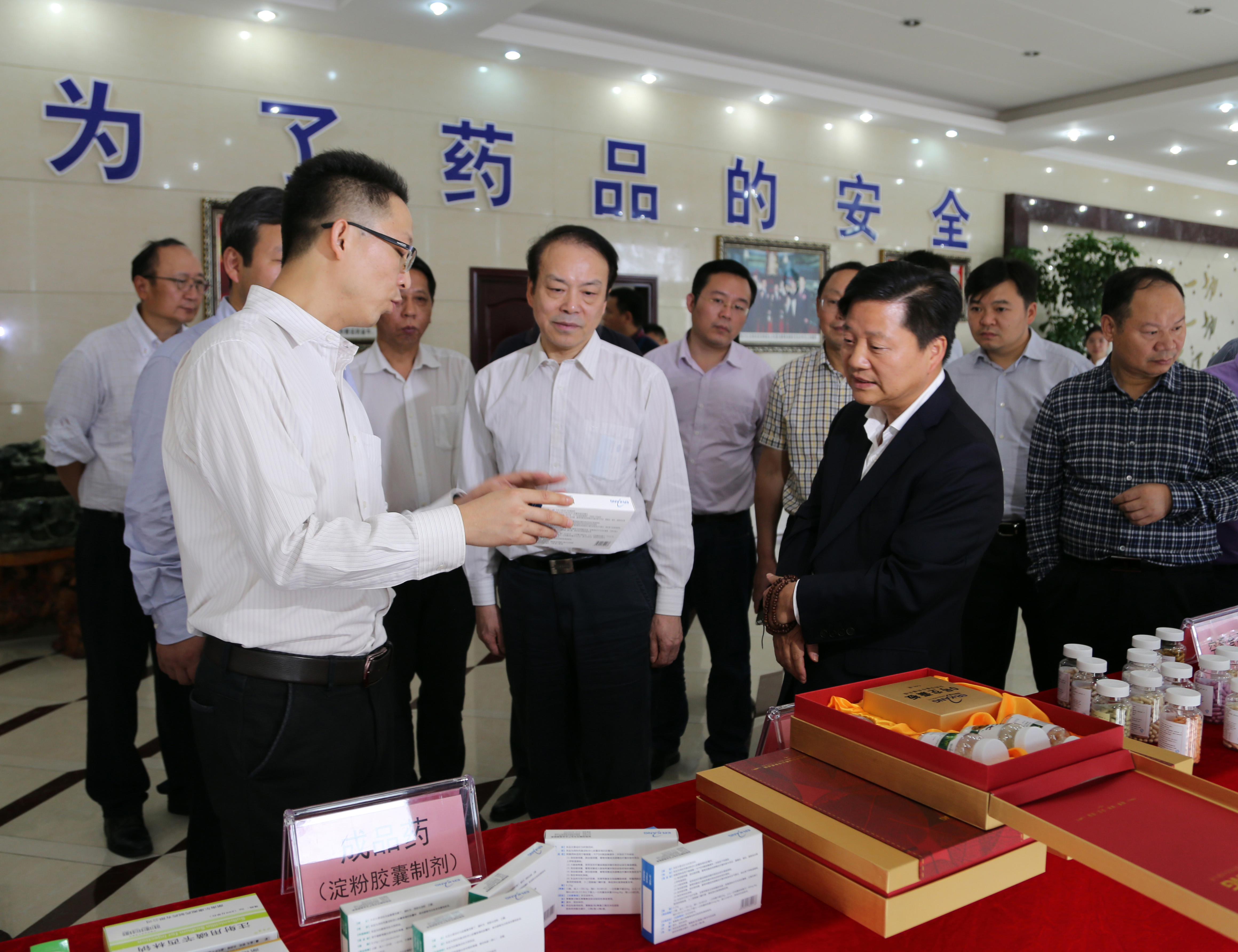 ȫѶ600cc��ײ�(�й�)���޹�˾����