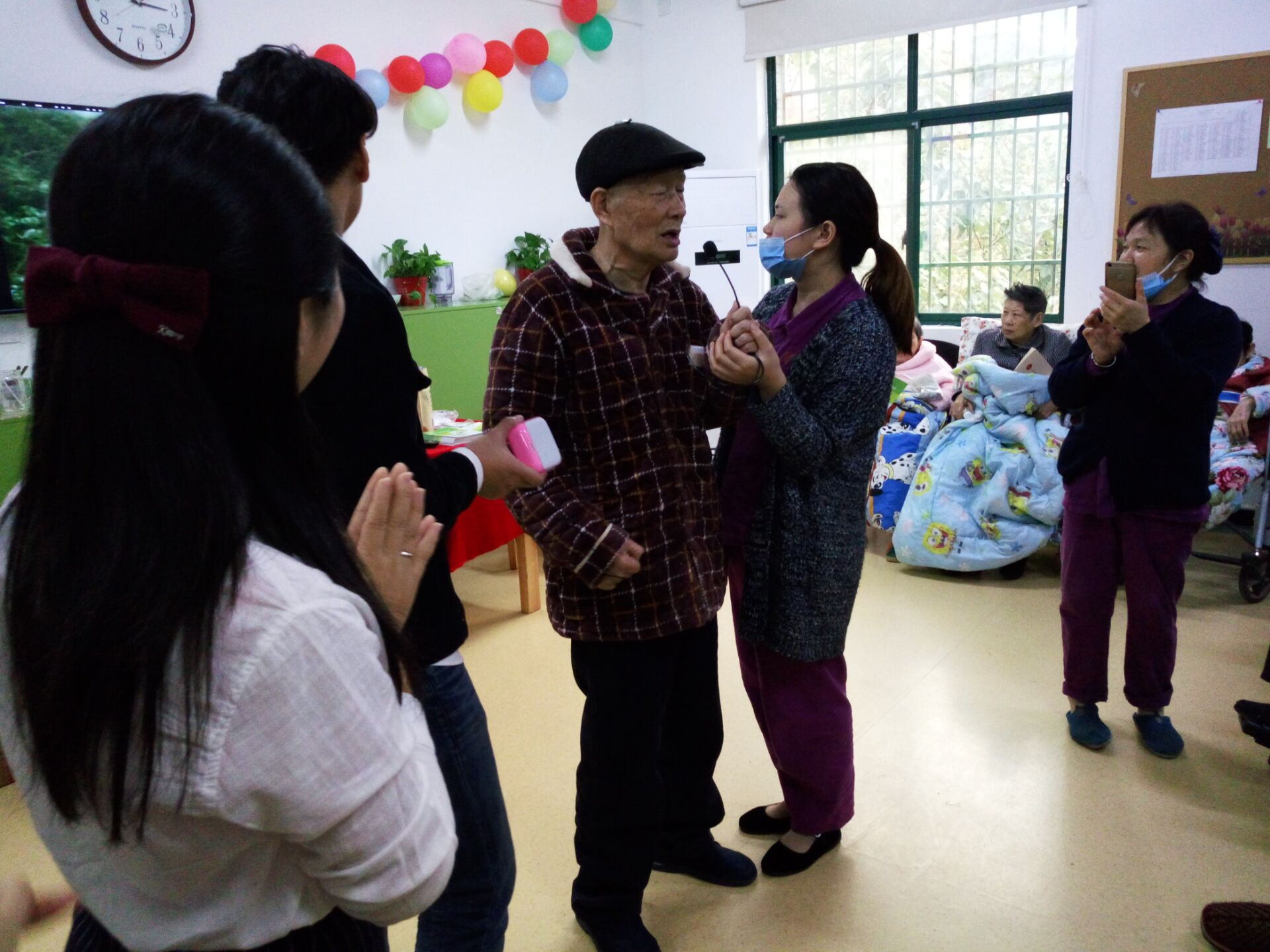 ȫѶ600cc��ײ�(�й�)���޹�˾����