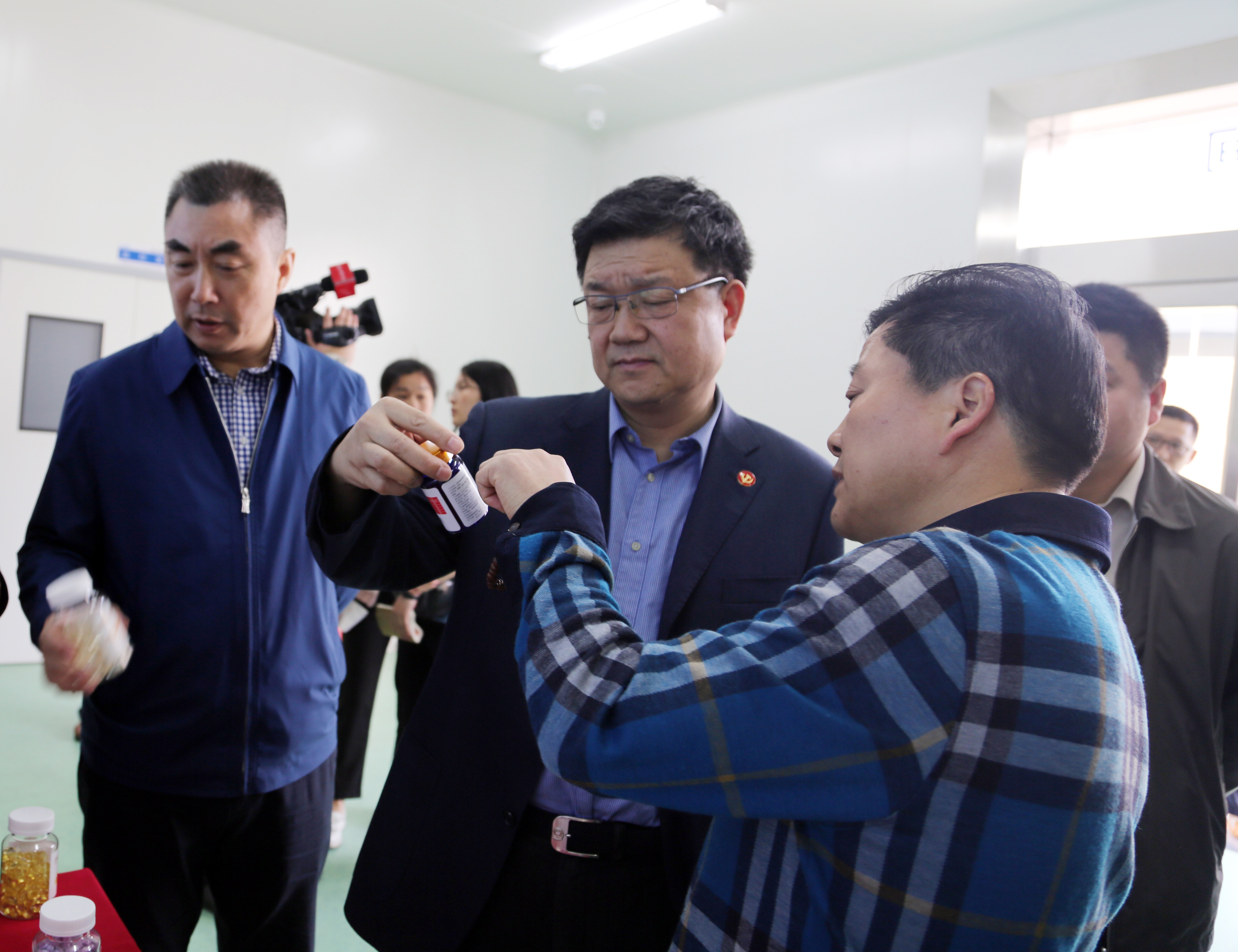 ȫѶ600cc��ײ�(�й�)���޹�˾����