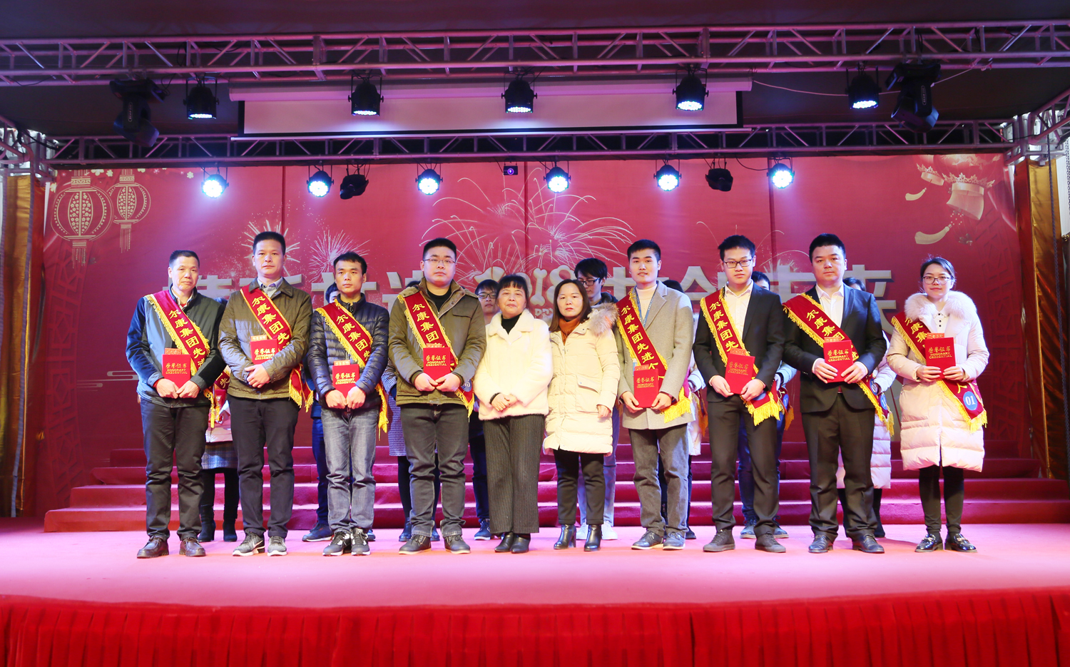 ȫѶ600cc��ײ�(�й�)���޹�˾����