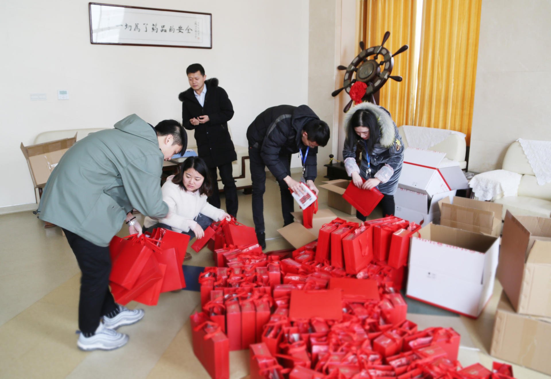 ȫѶ600cc��ײ�(�й�)���޹�˾����