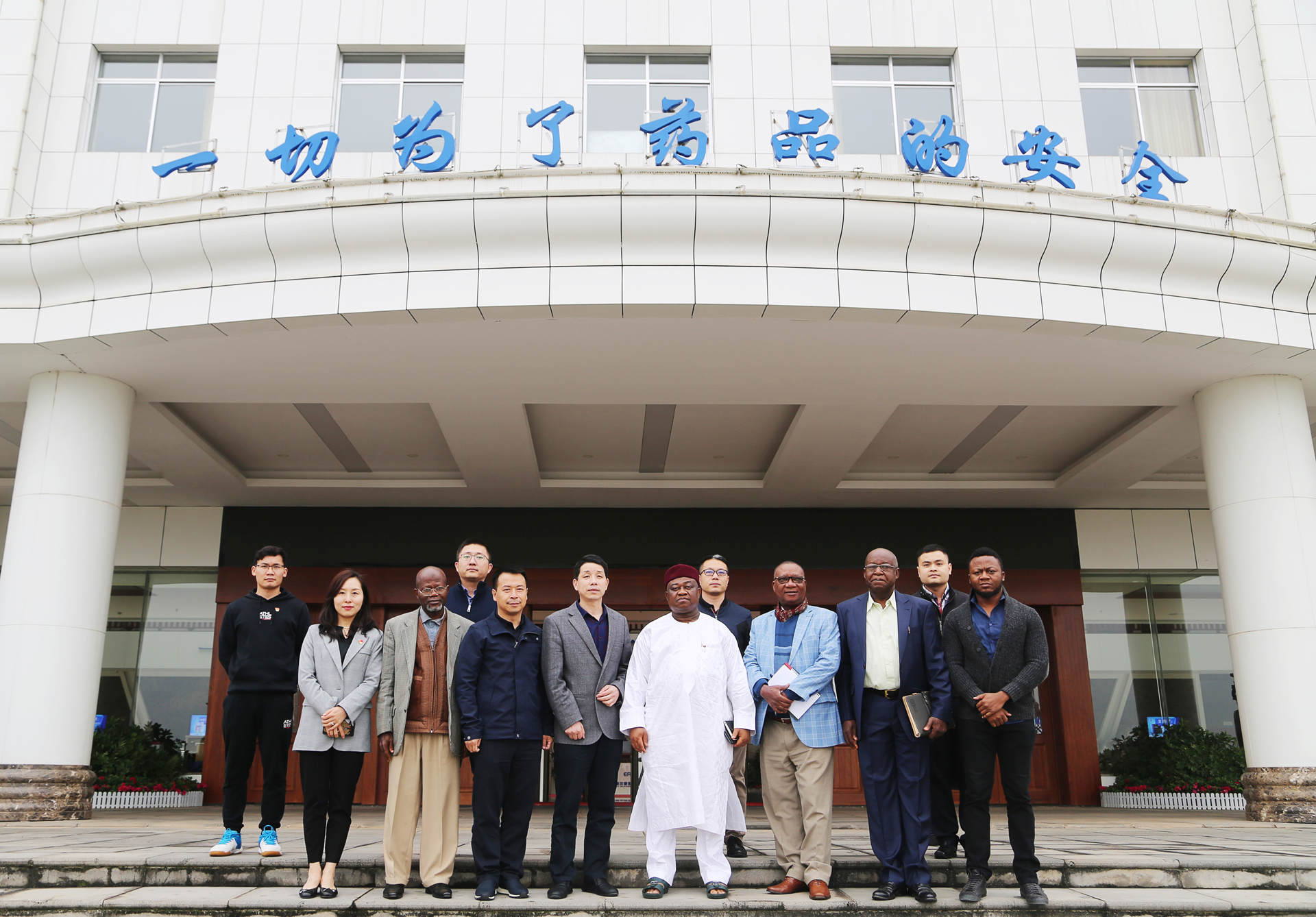 ȫѶ600cc��ײ�(�й�)���޹�˾����