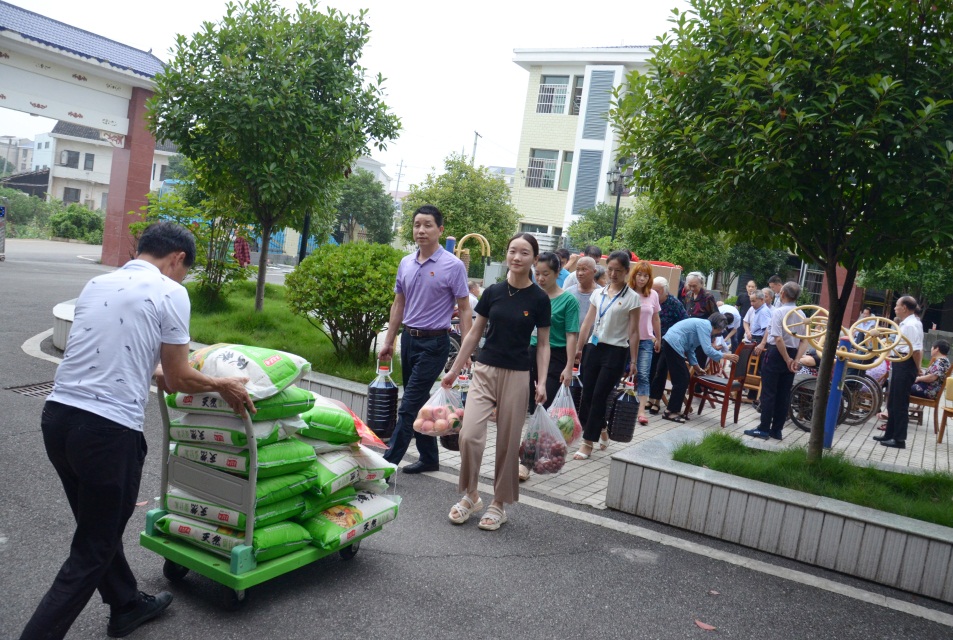 ȫѶ600cc��ײ�(�й�)���޹�˾����