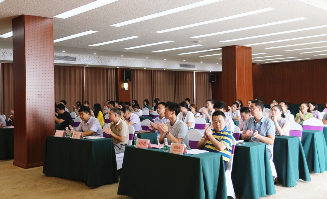 ȫѶ600cc��ײ�(�й�)���޹�˾����