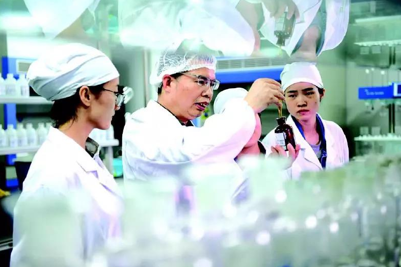 ȫѶ600cc��ײ�(�й�)���޹�˾����