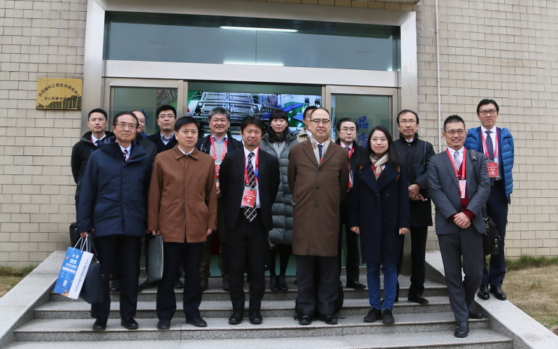 ȫѶ600cc��ײ�(�й�)���޹�˾����