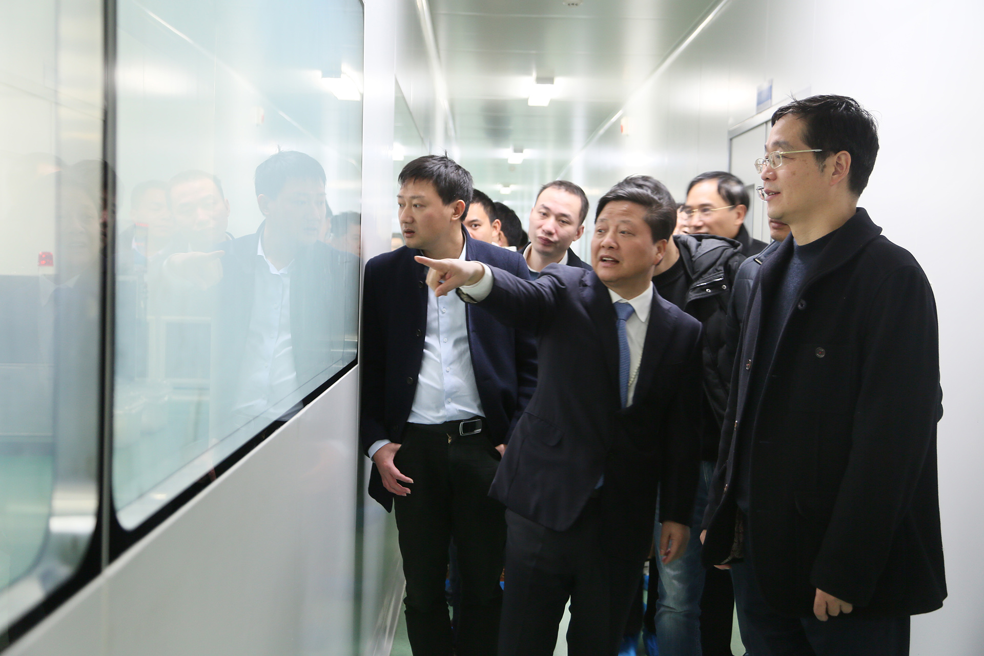 ȫѶ600cc��ײ�(�й�)���޹�˾����