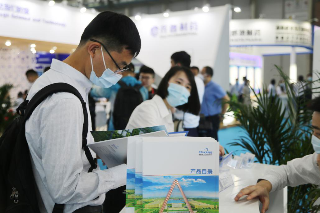 ȫѶ600cc��ײ�(�й�)���޹�˾����