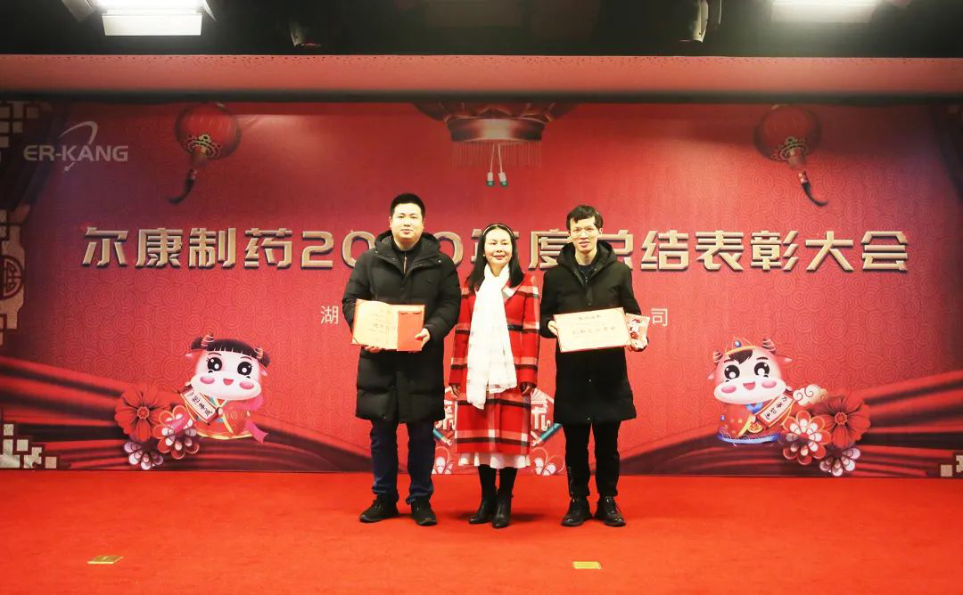 ȫѶ600cc��ײ�(�й�)���޹�˾����