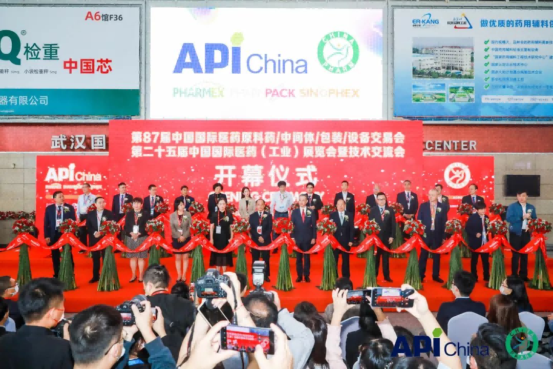 ȫѶ600cc��ײ�(�й�)���޹�˾����