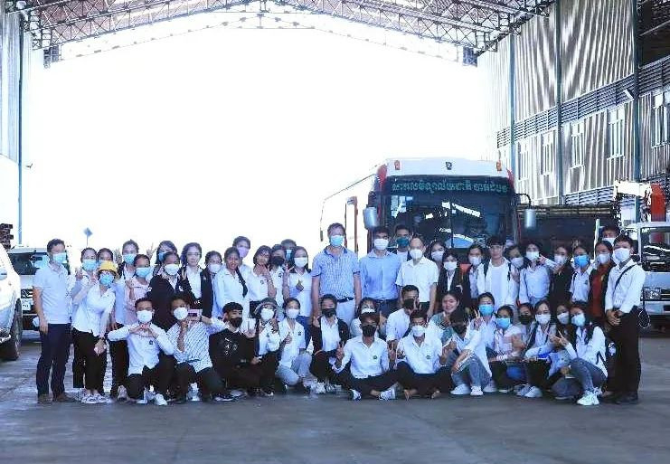 ȫѶ600cc��ײ�(�й�)���޹�˾����