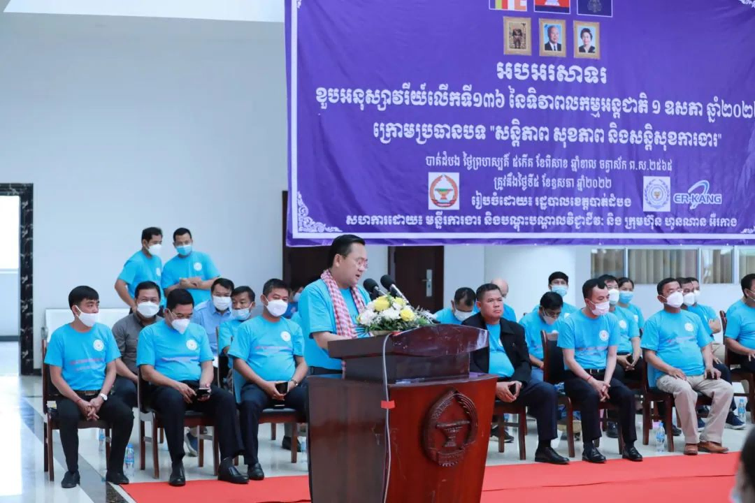 ȫѶ600cc��ײ�(�й�)���޹�˾����