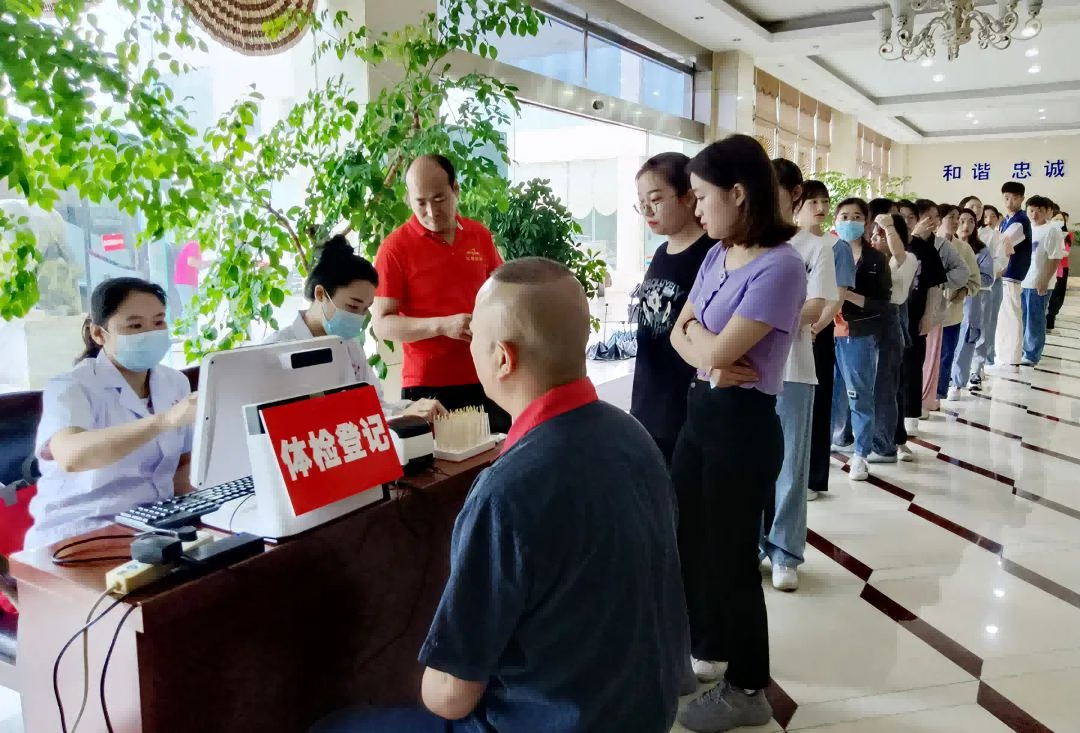 ȫѶ600cc��ײ�(�й�)���޹�˾����