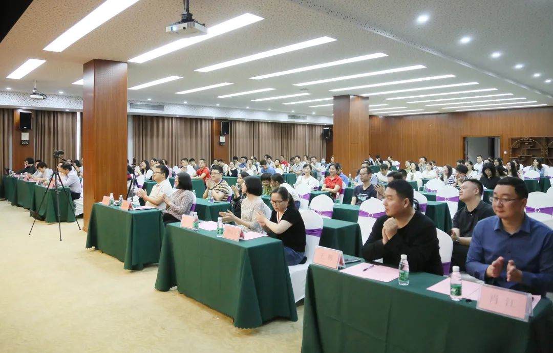 ȫѶ600cc��ײ�(�й�)���޹�˾����